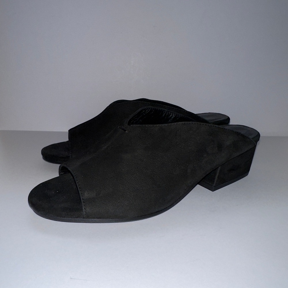 Eileen Fisher Women's Katnis Black Nubuck Leather Block Heel Slip On Mule Size 7